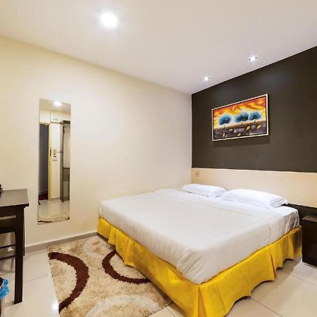 One Avenue Hotel Petaling Jaya Exterior photo