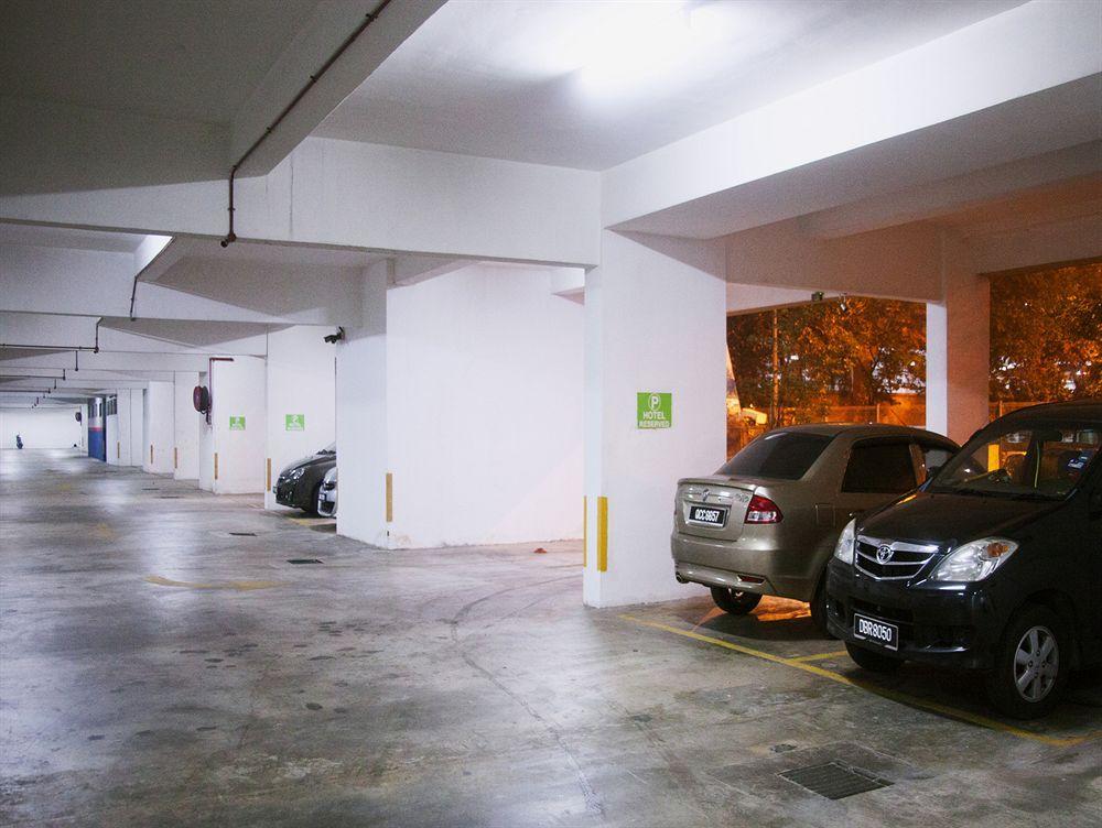 One Avenue Hotel Petaling Jaya Exterior photo