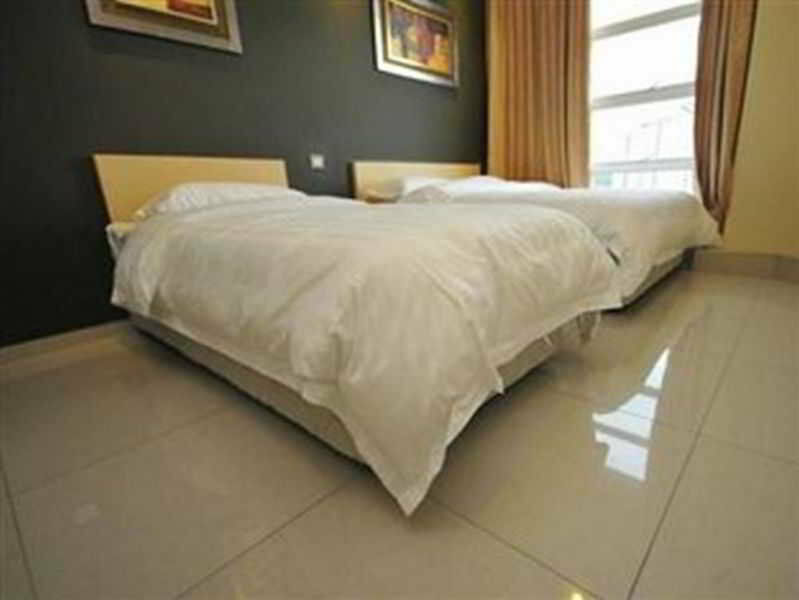 One Avenue Hotel Petaling Jaya Exterior photo
